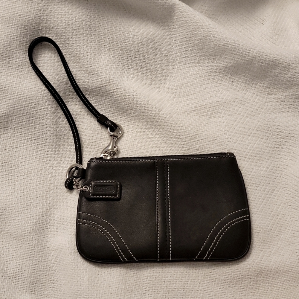 Women's Coach Leather Wristlet